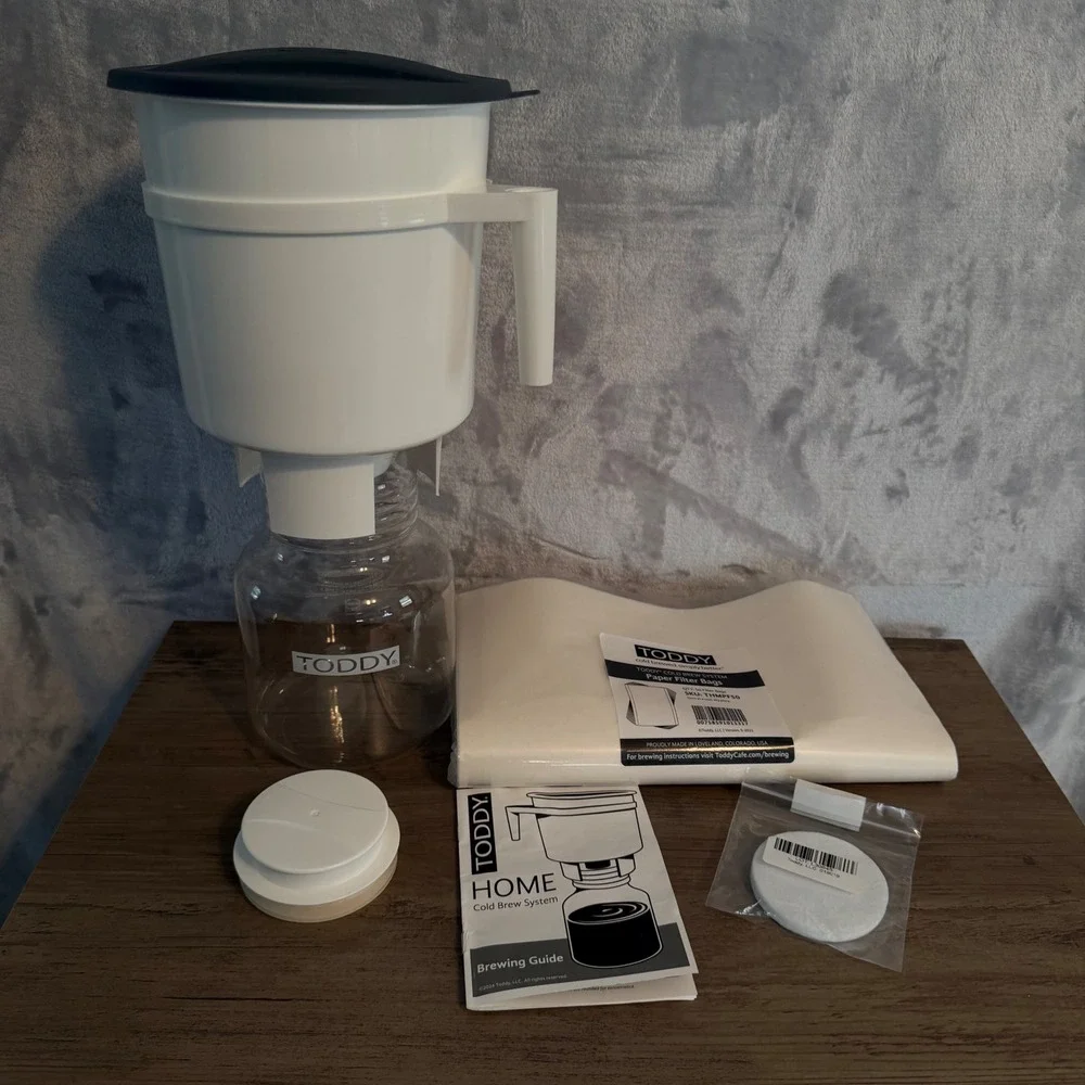 Toddy Cold Brew Coffee System with Glass Decanter White Brewing Container Kit - Picture 2 of 14